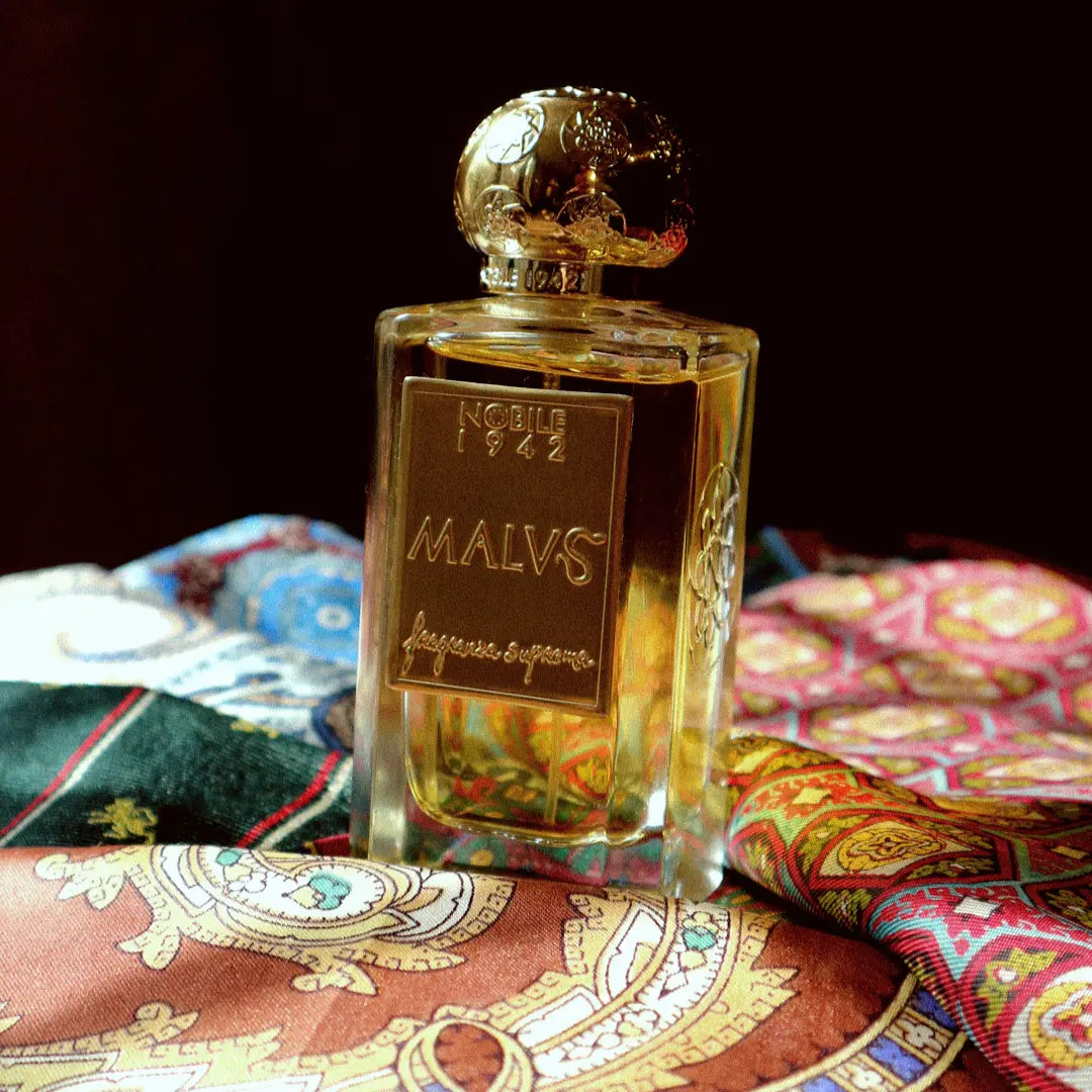 Malvs Nobile 1942  GATHER